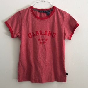 Oakland t-shirt